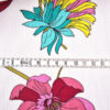 Soffe Meterware, Baumwollgewebe weiß mit pinken Blumen